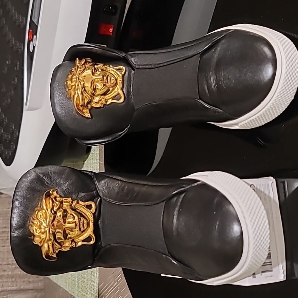Versace Black Leather Very Lightweight Tennis Shoes in excellent condition